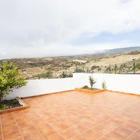Peaceful Escape, Terrace & Bbq In El Escobonal Holiday home Guimar
